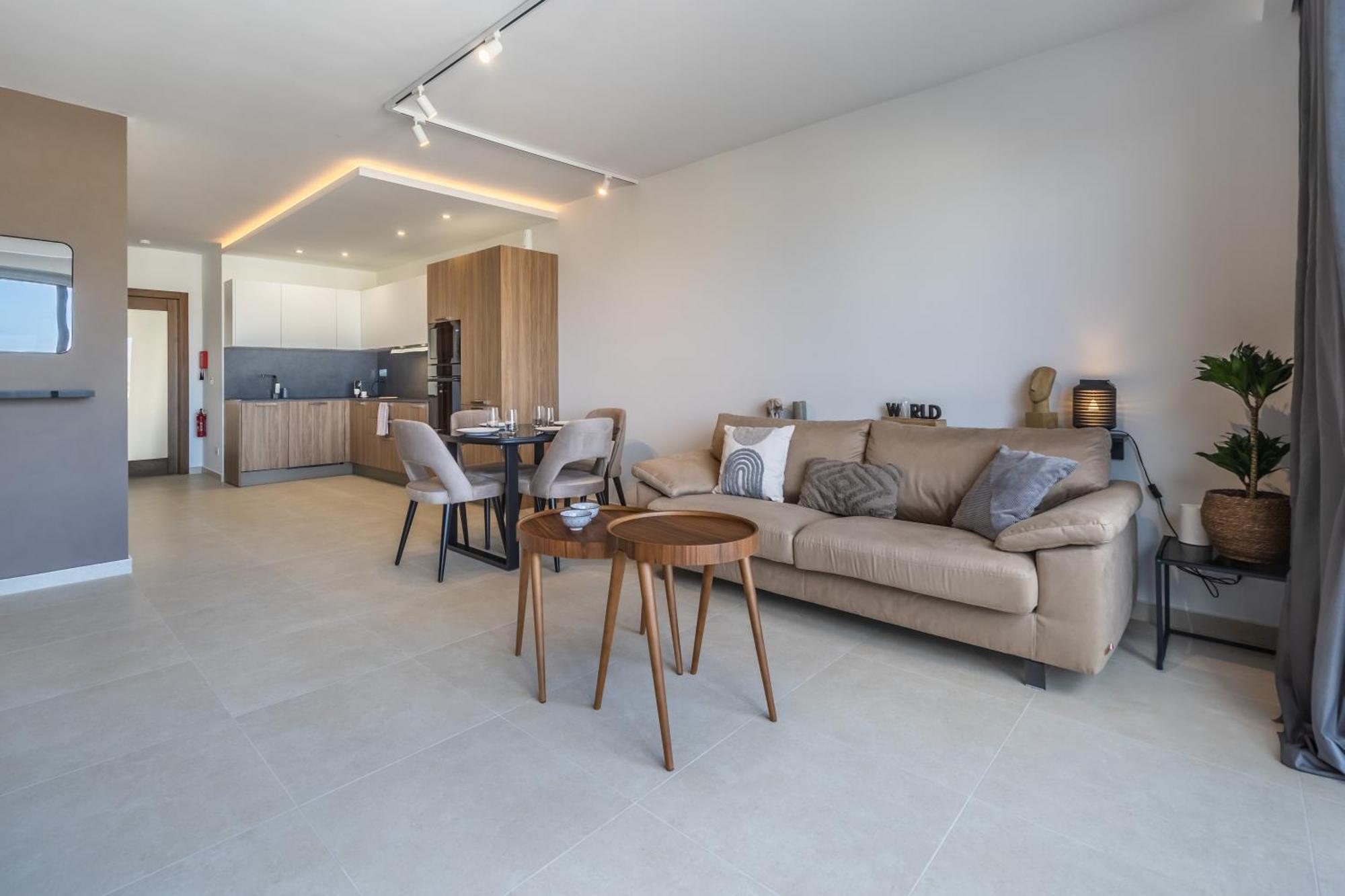 New Modern Penthouse With Sunny Terrace Gzira