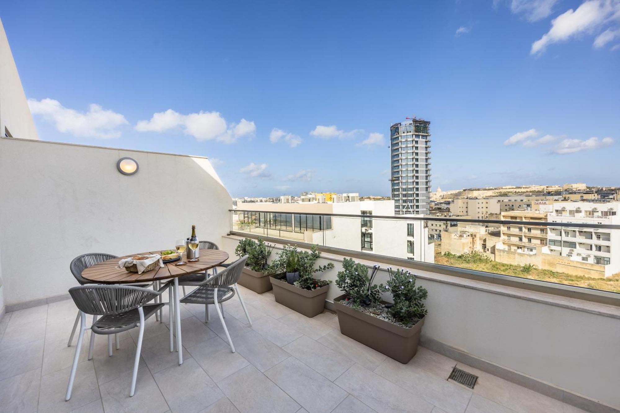 New Modern Penthouse With Sunny Terrace Apartment *