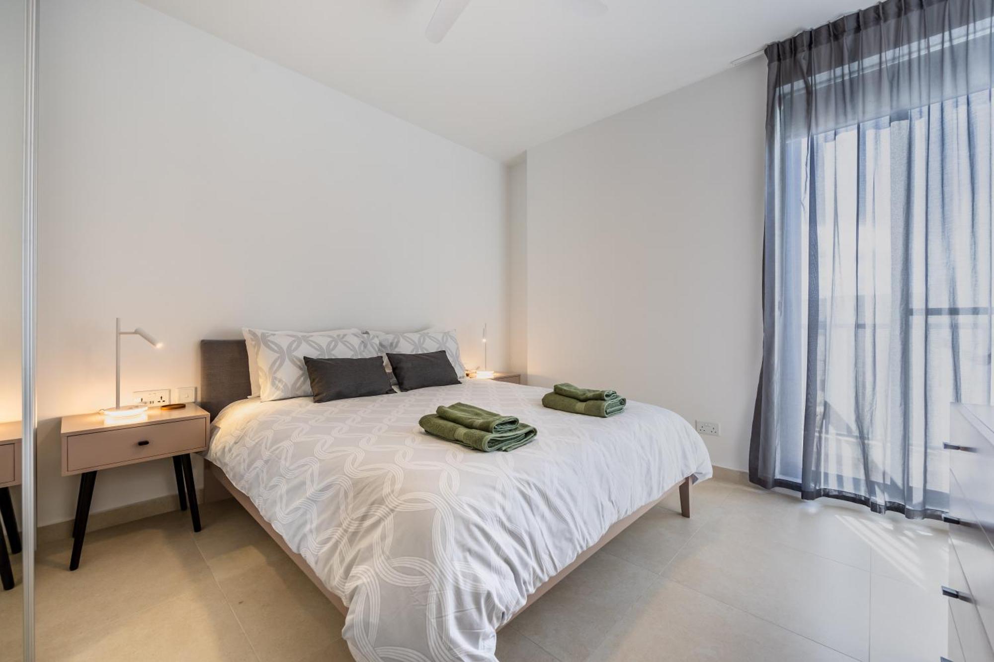 Apartment New Modern Penthouse With Sunny Terrace *