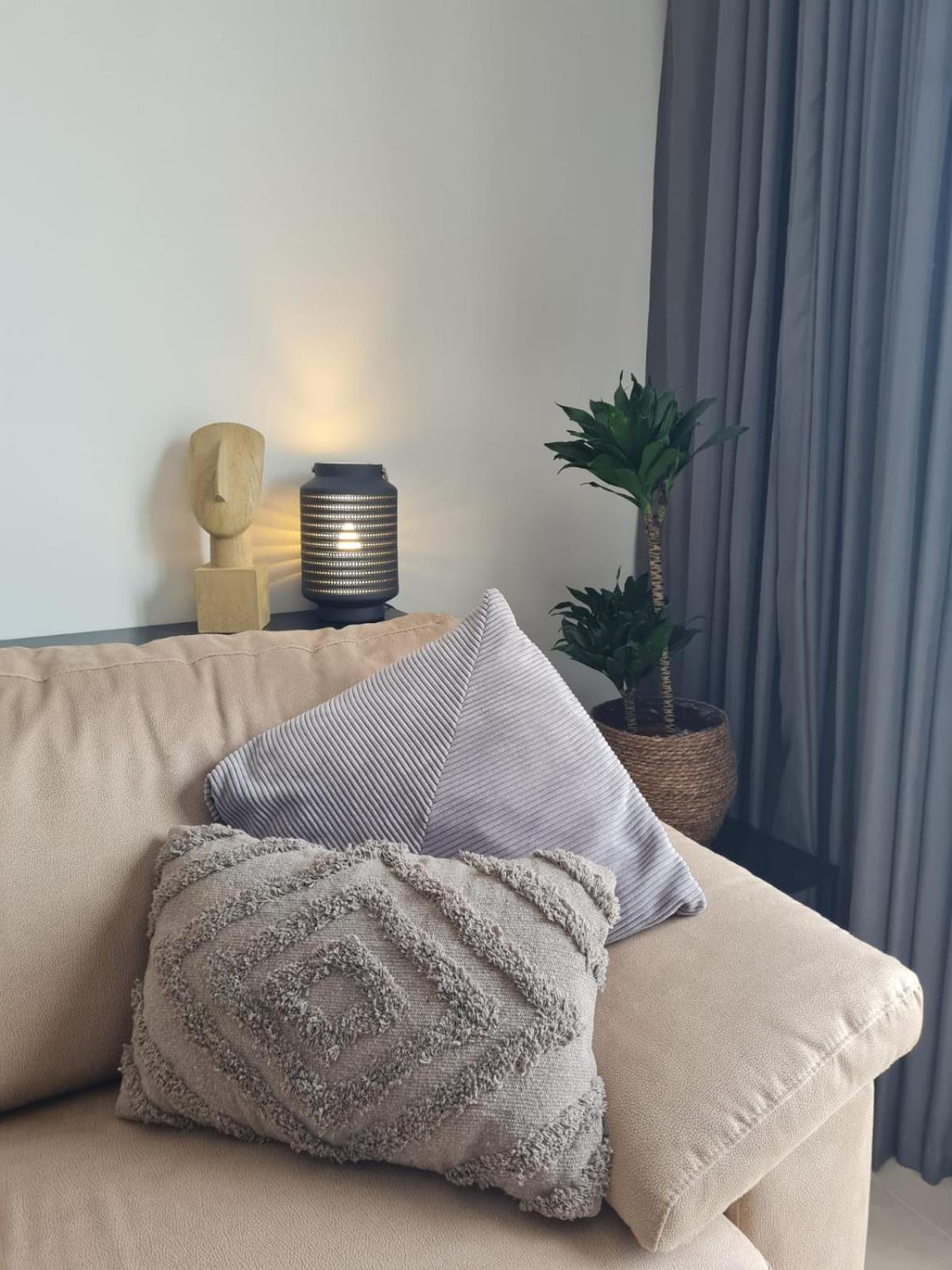 New Modern Penthouse With Sunny Terrace Apartament